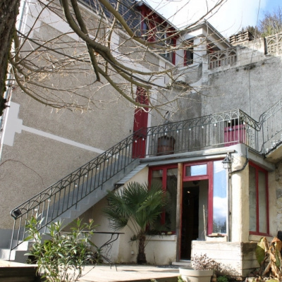 Maison Semi Troglo à Louer pour un An (37)