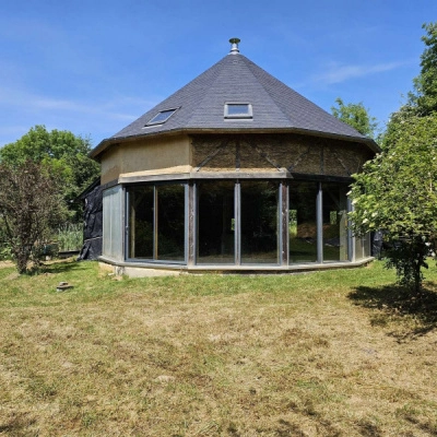 Maison Écologique Bioclimatique 170 m² à Terminer (61)