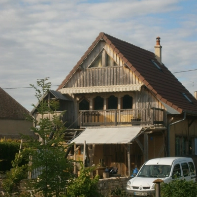 Maison Écologique sur Grand Terrain, Bord de Saone (71)