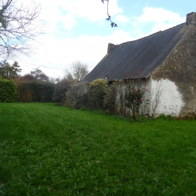 Chaumiere dans Écohameau