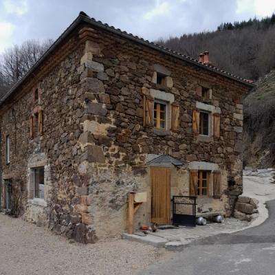 Ferme avec Maison d'Habitation (43)