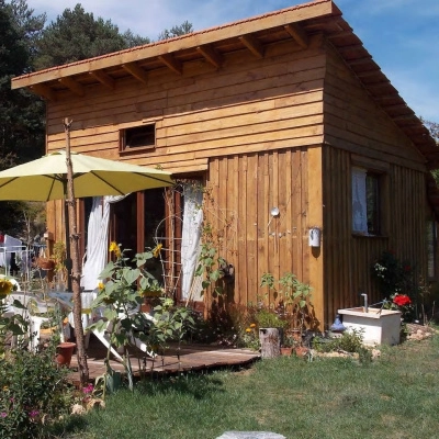 Maisonnette en matériaux éco ou recyclés (12)