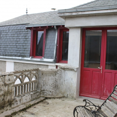 Maison Semi Troglo à Louer pour un An (37)