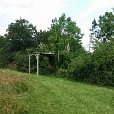 Partage un Terrain pour l'Implantation de 2 à 3 Maisons Bois. (79)